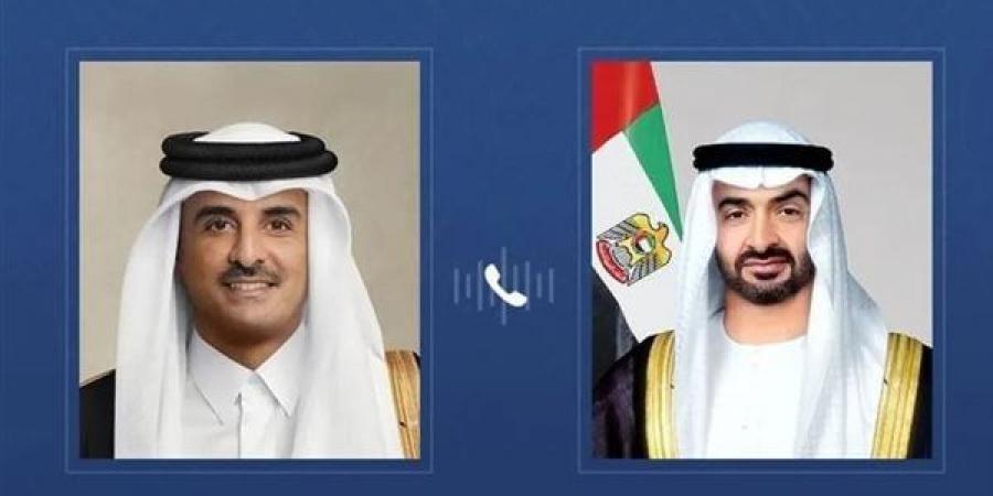 بن زايد وأمير قطر يبحثان هاتفياً تعزيز التعاون المشترك والمستجدات الإقليمية