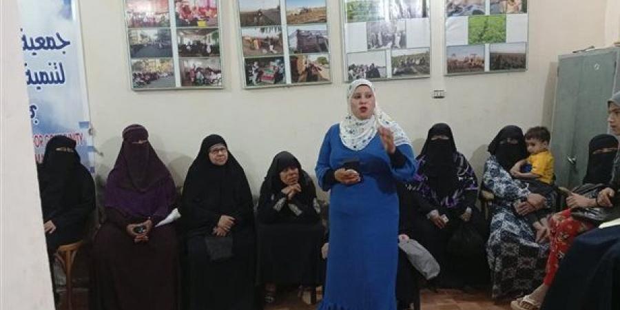ضمن "تنمية الأسرة المصرية".. "قومي المرأة" بأسيوط ينفذ 12 ندوة لتعزيز الاستقرار الأسري