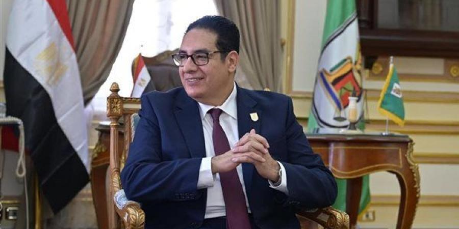 رئيس جامعة القاهرة: استعدادات مكثفة بالجامعة لانطلاق امتحانات الفصل الدراسي الثاني