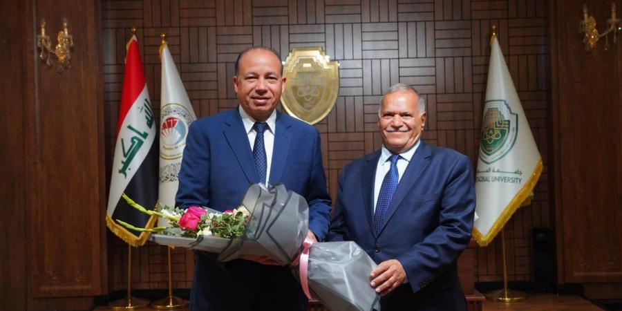 رئيس جامعة المنصورة يلتقي طلاب الدراسات العليا بجامعة المستقبل العراقية