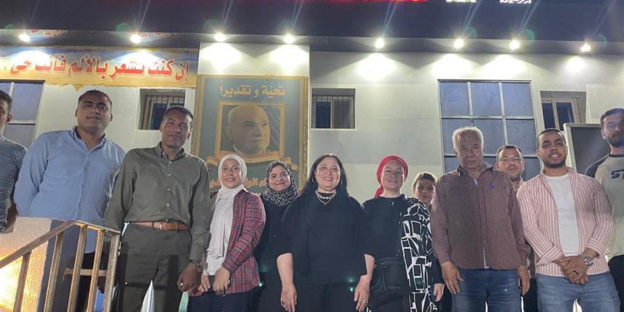 نائبة وزيرة التضامن تطلع على خدمات مركز الدكتور حسن حلمي بالوادي الجديد