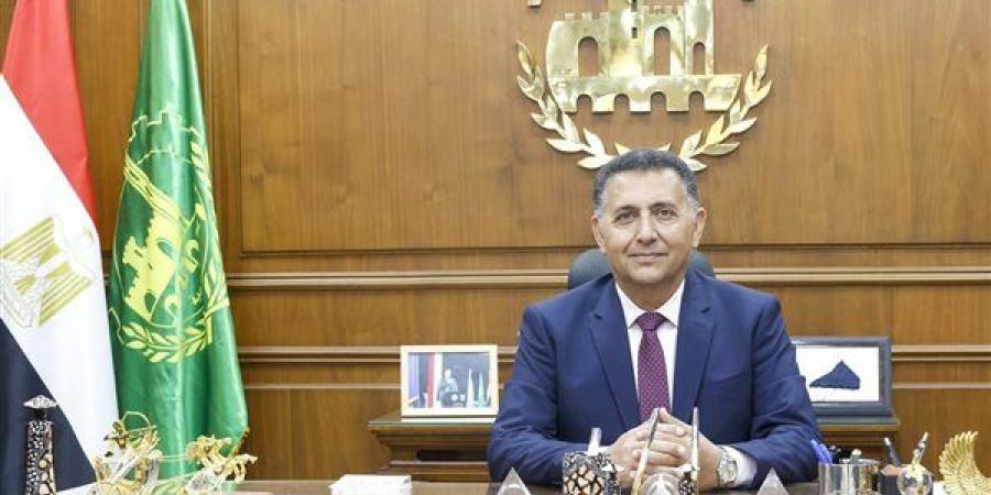 محافظ القليوبية يتابع حصاد مديرية العمل خلال أبريل