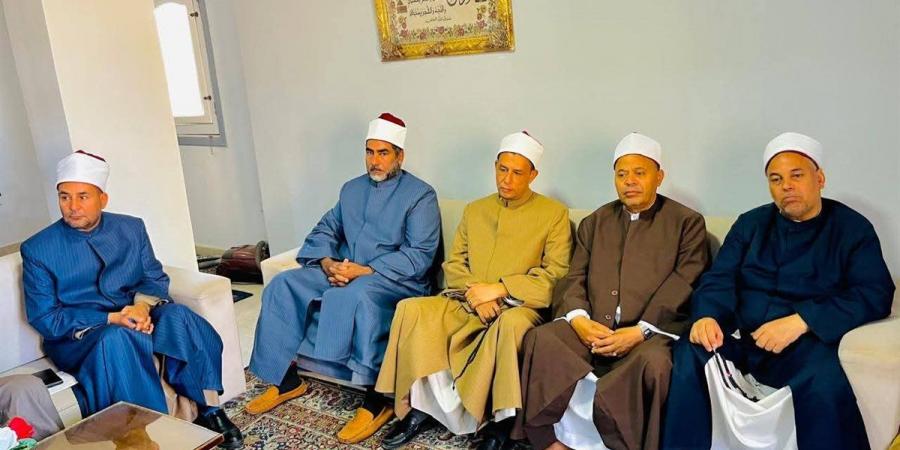 متابعةالنظافة اليومية والانضباط الكامل بمساجد البحر الأحمر