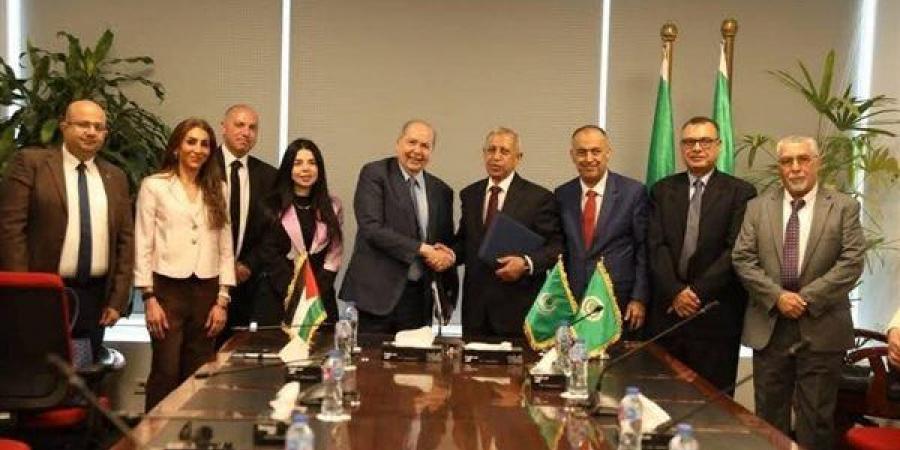 الأكاديمية العربية توقع بروتوكول تعاون مع جامعة العقبة للتكنولوجيا لتعزيز التعاون المشترك