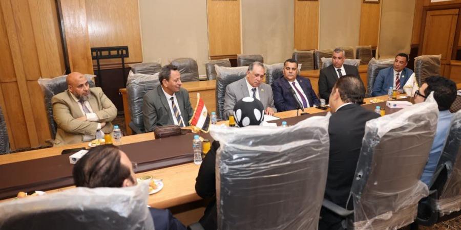 نقيب المحامين يستقبل وفد تنسيقية شباب الأحزاب والسياسيين لبحث بروتوكول تعاون مشترك