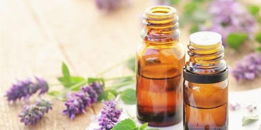 العطور الكلاسيكية الرجالي تحتوي على مضادات فعالة للناموس