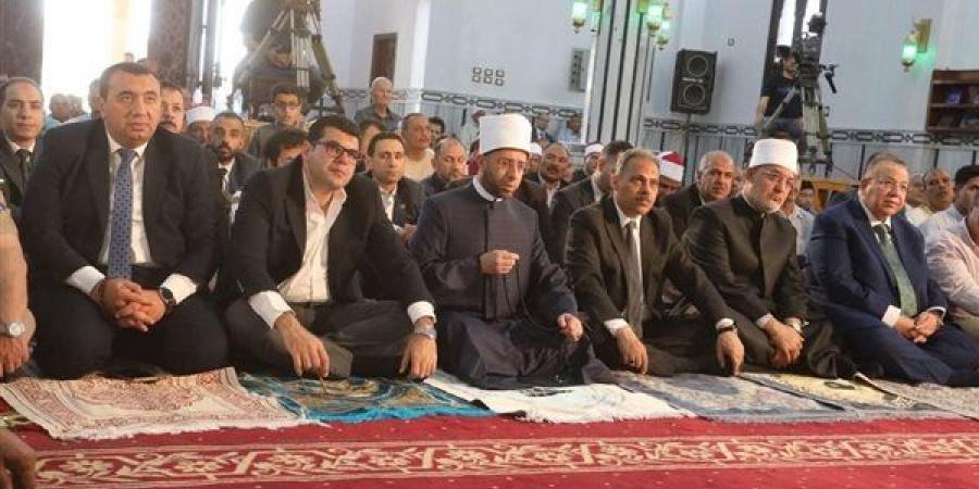 الشرقية تحيي ذكرى مولد الإمام عبدالحليم محمود بشعائر الجمعة الموحدة