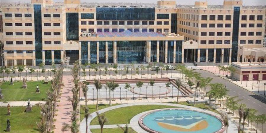 عبد العظيم: الجامعات لم تعد للتعليم فقط بل لإنتاج أفكار قابلة للتطبيق