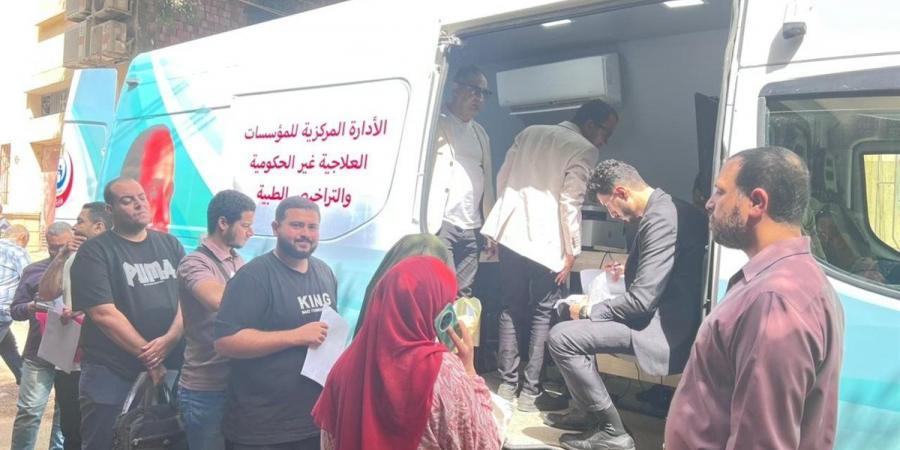 سيارة متنقلة لإستخراج تصاريح مزاولة المهنة لأعضاء المهن الطبية بالمنيا