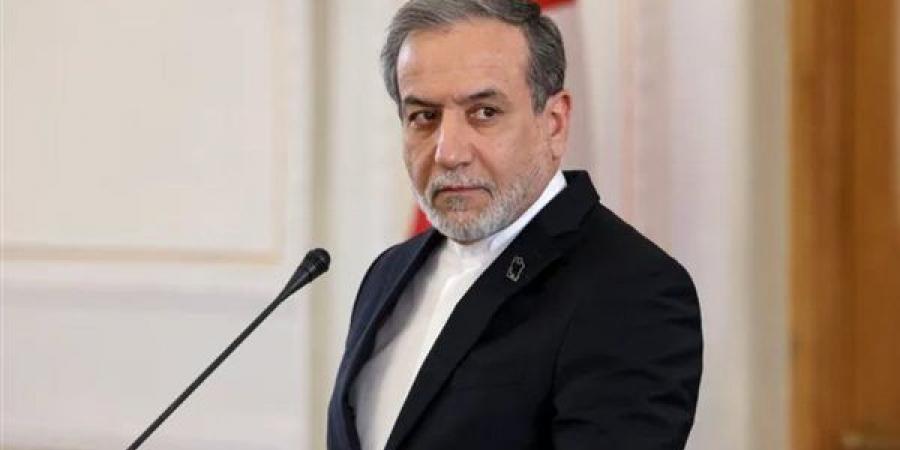 عاجل.. عراقجي: نجري ترتيبات بالتنسيق مع عمان للعبور الآمن في مضيق هرمز