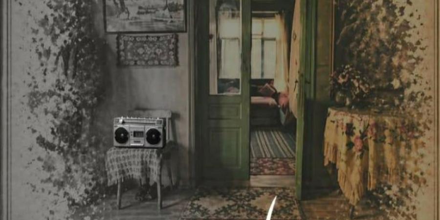 "ورد وياسمين" يهز مسرح قصر العيني.. دراما عائلية تبكي وتضحك جمهور القاهرة