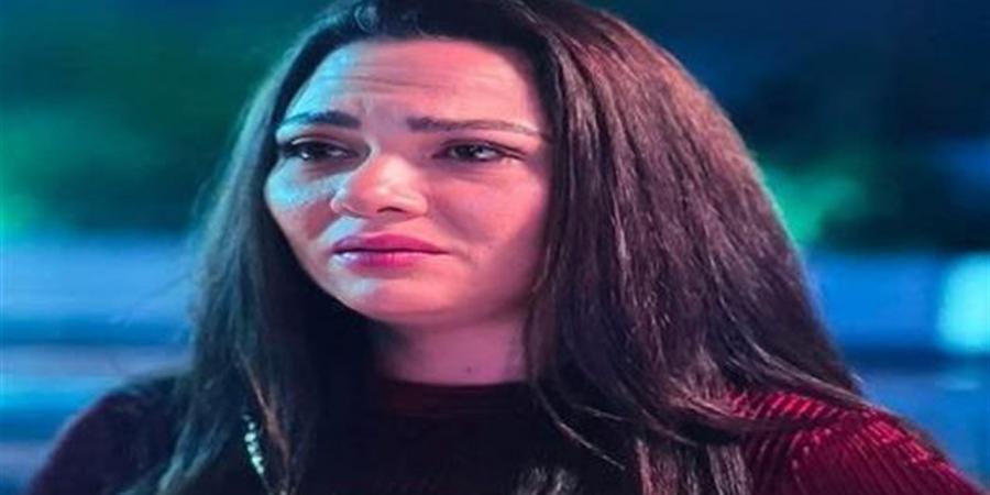 أسرة فرح يوسف تمنع التغطية الإعلامية في عزاء والدة الفنانة