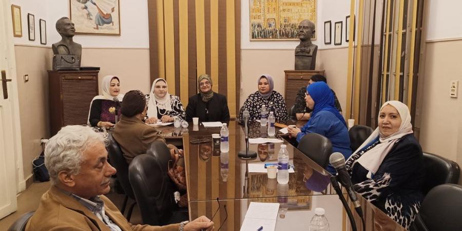 "نصوص مسرح الطفل بين ضعف الإمكانيات وقوة الخيال" في ندوة باتحاد الكتاب