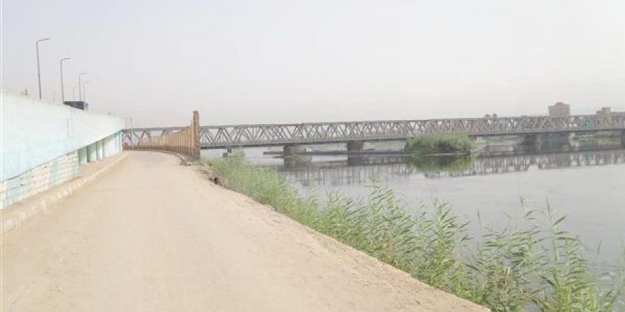 هبوط أرضي بمدخل مدينة نجع حمادي شمال قنا