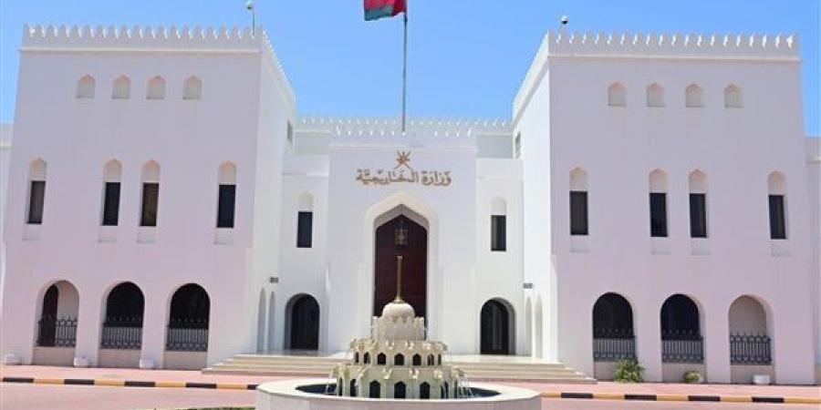 سلطنة عُمان ترحّب باتفاق الإفراج عن أكثر من 1600 أسير مرتبط بالأزمة اليمنية