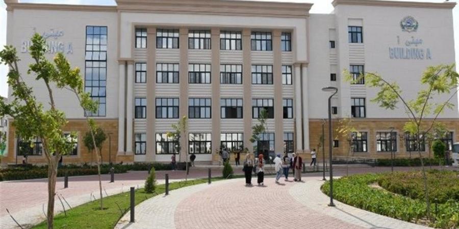 انطلاق الاختبارات الإلكترونية بكلية الصيدلة بجامعة الإسماعيلية الجديدة الأهلية بنسبة تطبيق بلغت 99.8%
