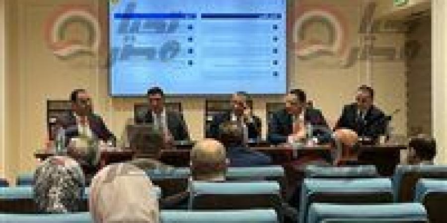 وزير الصناعة: العامل المصري شاطر لكن دايما عندنا طبع "الغلبنة".. والصعيد يمتلك كفاءات قادرة على التصدير العالمي