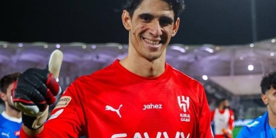 ياسين بونو يواصل صناعة المجد مع الهلال.. أرقام قياسية تؤكد تفوقه في الملاعب السعودية