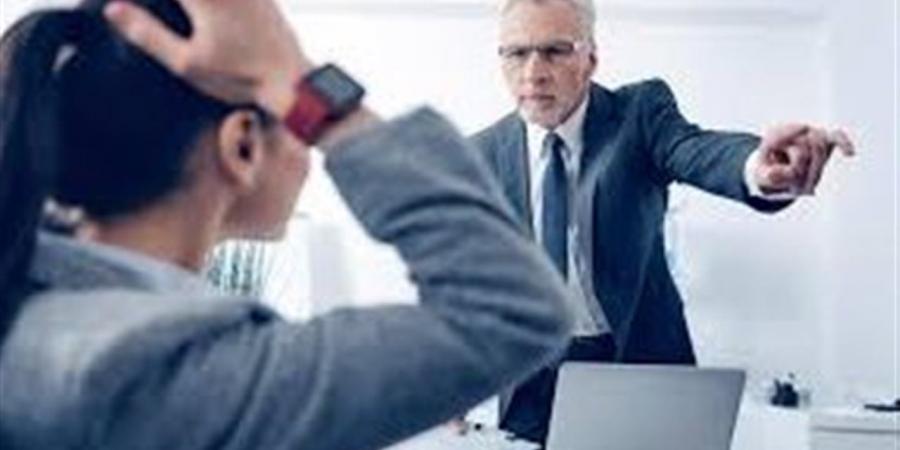 الفصل التعسفي في قانون العمل الجديد.. عقوبات أقوى ضد أصحاب الأعمال