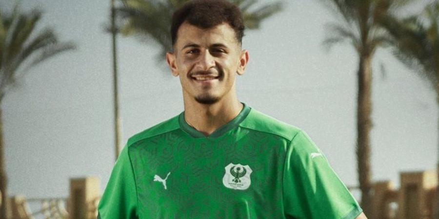 المصري يطلب تمديد إعارة عمر الساعي.. والأهلي ينتظر موقف المعارين