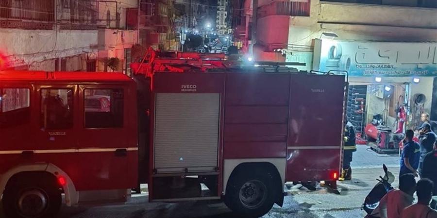 إخماد حريق اندلع في أتوبيس على طريق أوتوستراد المعادي