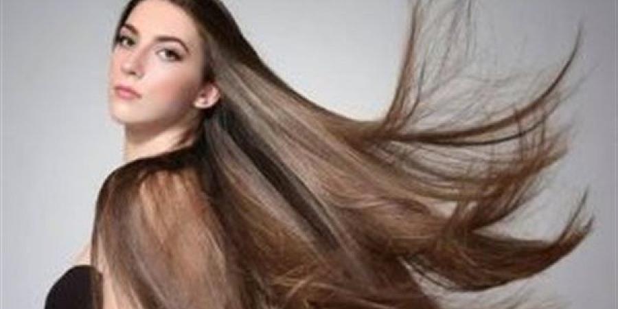 أفضل تركيبة الزيوت الطبيعية لإطالة خصلات الشعر والحفاظ على صحته