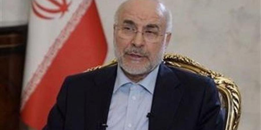 قاليباف لقائد الجيش الباكستاني: لن نتنازل عن حقوقنا
