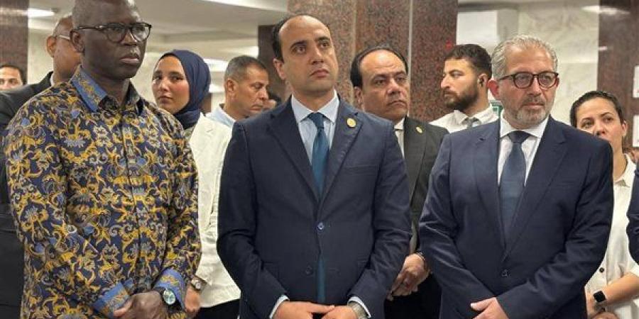 وفد من البنك الدولي يتفقد منشآت التأمين الصحي الشامل بالإسماعيلية