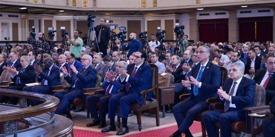 40 منحة دراسية للطلاب الأفارقة في جامعة القاهرة