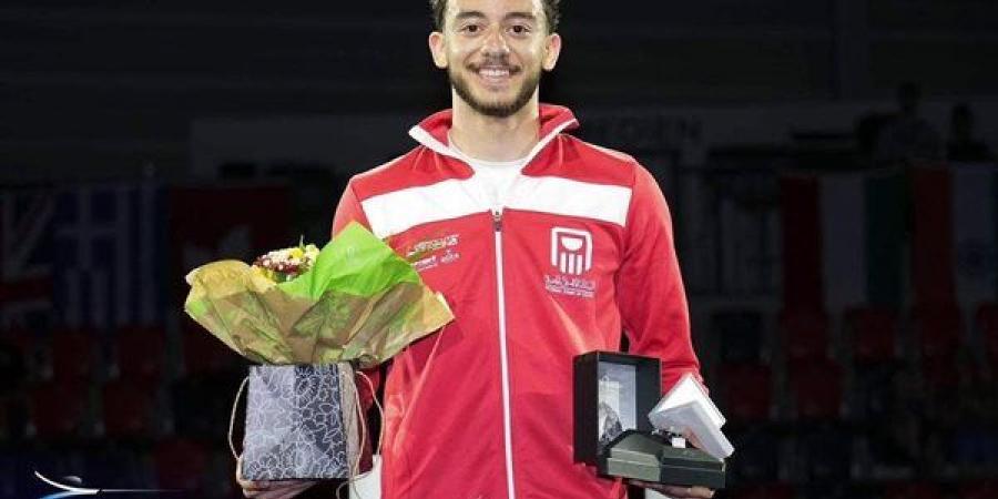 محافظ الغربية يهنئ البطل محمد السيد بعد التتويج بذهبية كأس العالم لسيف المبارزة