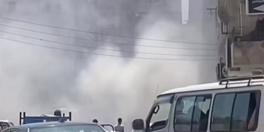 السيطرة على حريق محدود بسيارة بجوار نقابة المحامين في الفيوم دون إصابات
