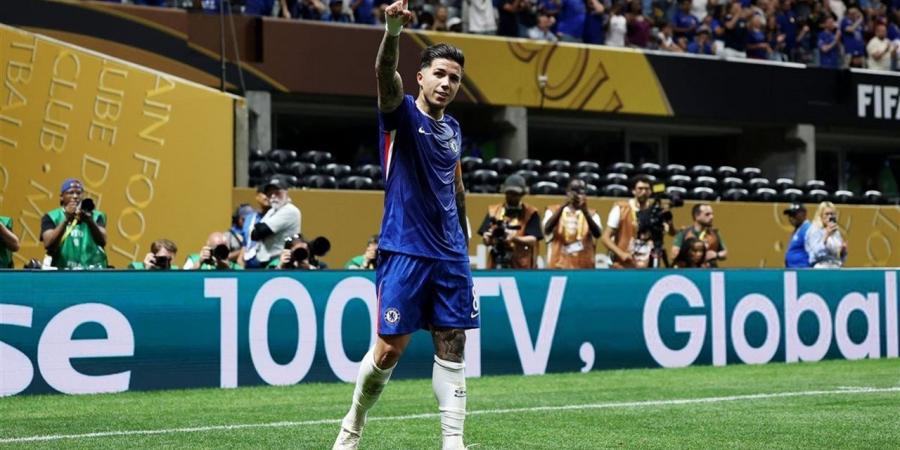 فلورنتينو بيريز يجهز صفقة مدوية.. وإنزو فيرنانديز هدف ريال مدريد الصيفي