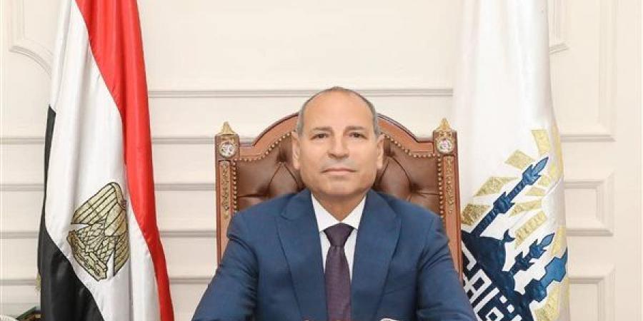 محافظ القاهرة: القيادة السياسية تولى اهتمامًا كبيرًا بدعم الأسر وتحسين مستوى معيشتها