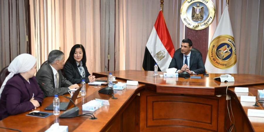 وزير الصناعة: زيادة صادرات مصر الصناعية لـ 100 مليار دولار بحلول عام 2030