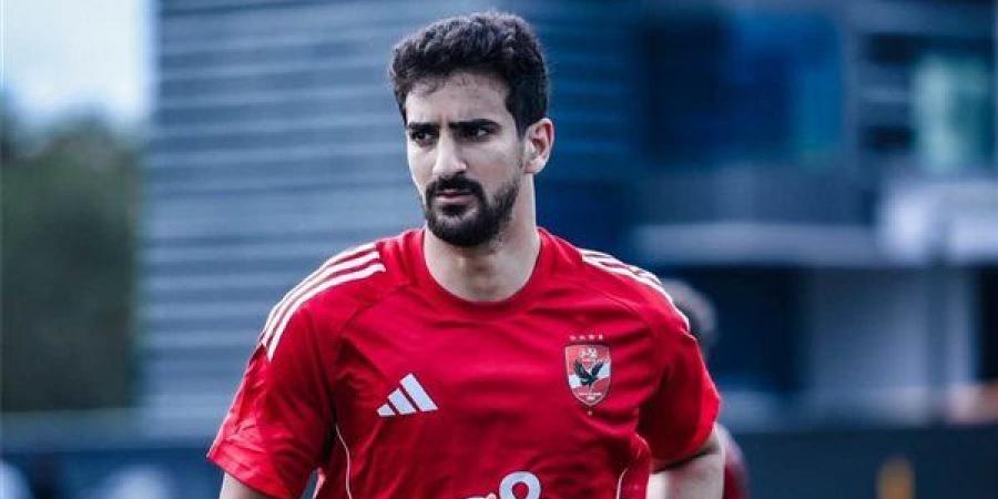 بن رمضان بين البقاء والرحيل.. الأهلي يحسم موقفه النهائي