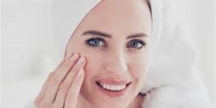 كيف تحافظين على نضارة البشرة خلال ارتفاع درجات الحرارة؟