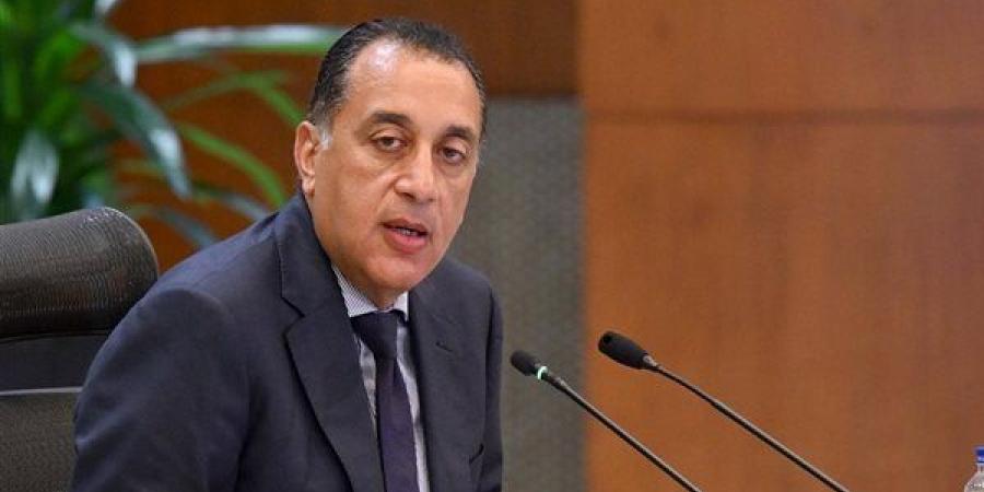 رئيس الوزراء يهنئ شيخ الأزهر بقرب حلول عيد الأضحى المبارك