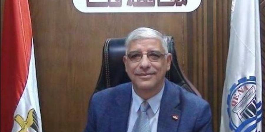 ندب الملاحظين داخليًا ورؤساء اللجان خارجيًا في امتحانات إعدادية قنا