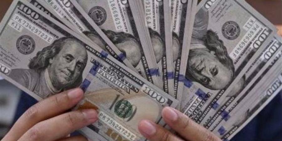 عاجل.. سعر صرف الدولار الأمريكي أمام الجنيه المصري اليوم الأحد