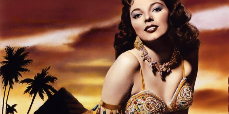 بعد زيارة النجم العالمي جيسون ستاثام للأهرامات.. إليك أشهر ظهور لأهرامات الجيزة في أفلام هوليوود (صور)