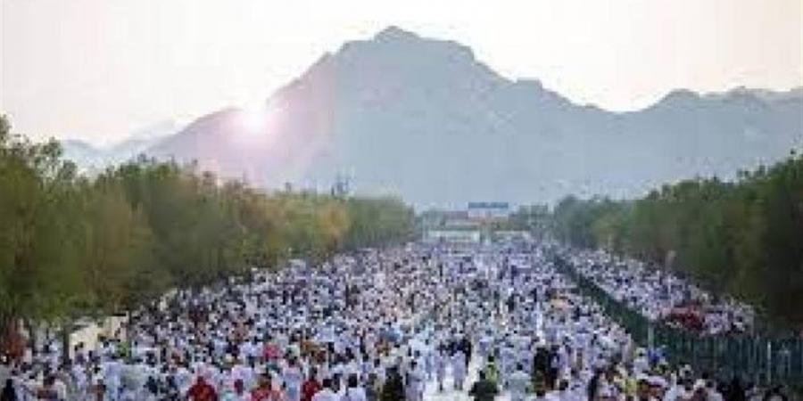 إلى عرفات الله ... اليوم.. بدء تصعيد الحجاج إلى المشاعر المقدسة لأداء الركن الأعظم