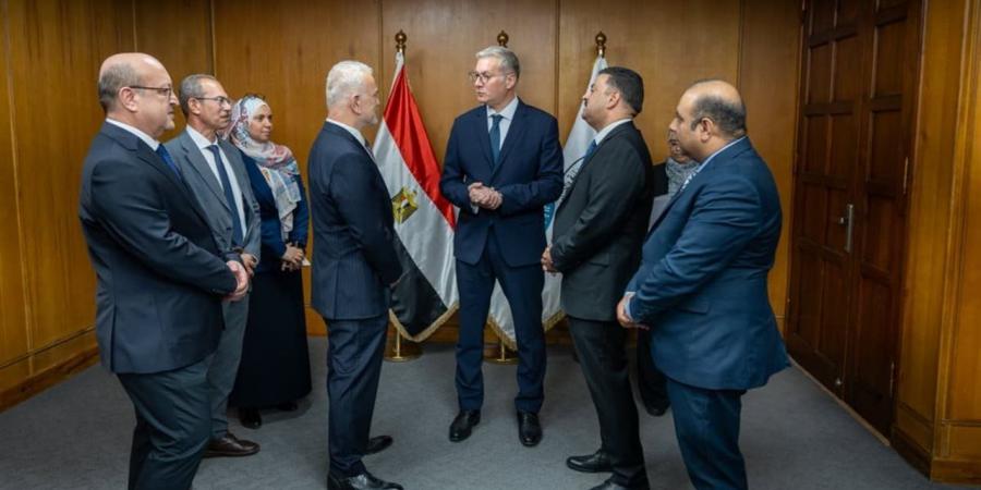 وزير البترول يشهد توقيع مذكرة تفاهم لاستكشاف فرص الذهب بالصحراء الشرقية