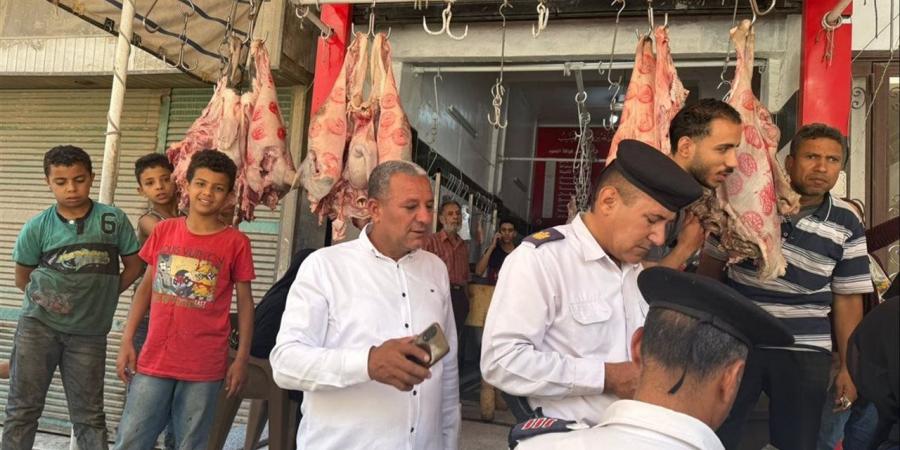 حملات رقابية على محال الجزارة وشوادر بيع اللحوم بالفيوم استعدادًا لعيد الأضحى
