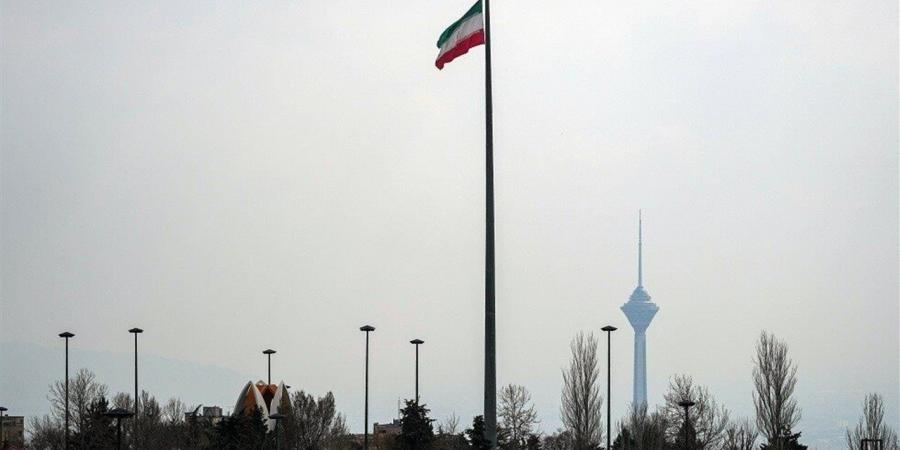 الخارجية الإيرانية تتهم واشنطن بانتهاك وقف إطلاق النار بعد غارات قرب مضيق هرمز