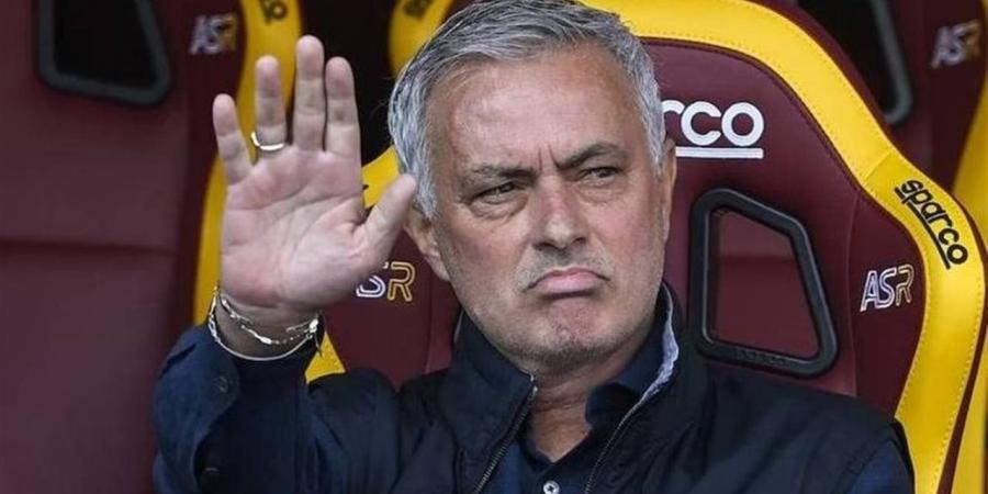 تقرير: بنفيكا يمنح مورينيو مهلة أخيرة قبل قرار الرحيل