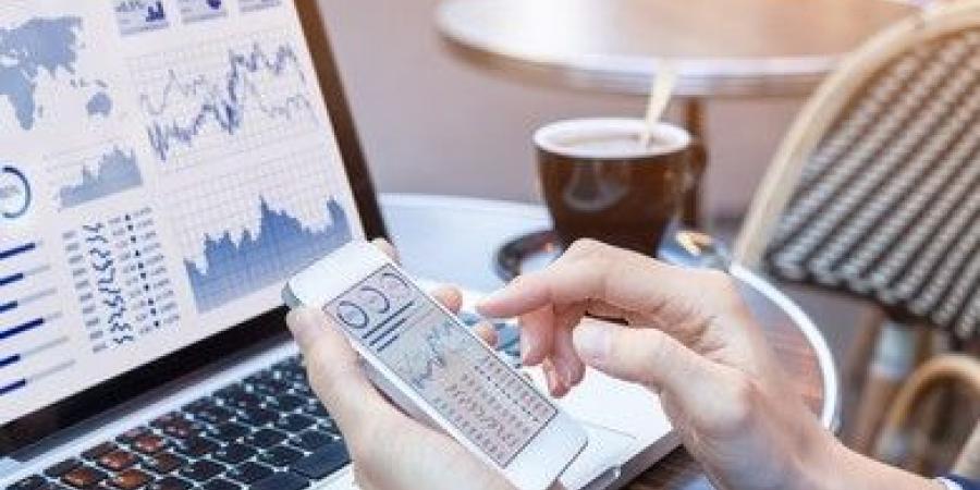 لـ مواجهة التجارة الإلكترونية غير الرسمية.. تحركات برلمانية تطالب بالتشريع والرقابة لحماية الاقتصاد والمستهلك