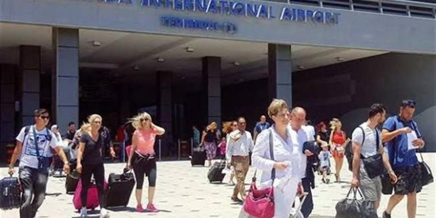 اليوم.. وصول 89 رحلة طيران دولية تقل على متنها 18 ألف سائح لمطار الغردقة