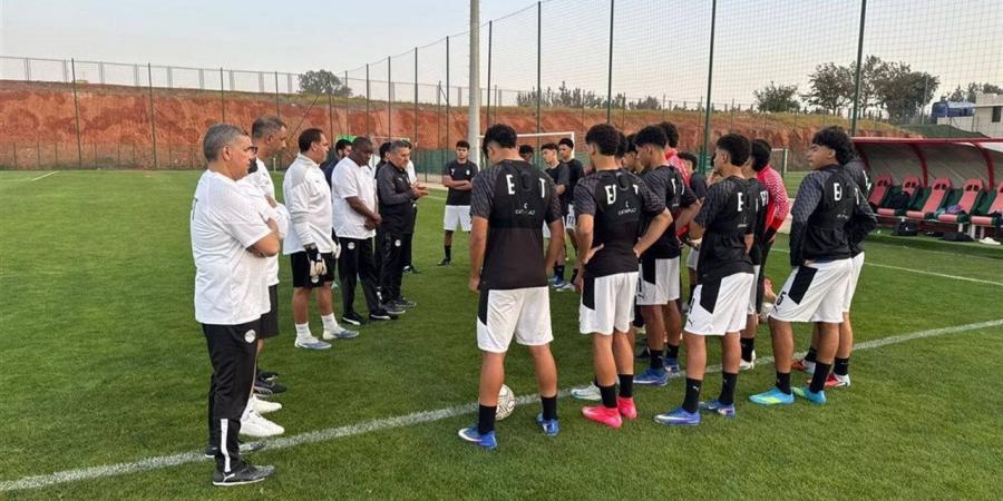 حسين عبداللطيف يحذر لاعبي منتخب مصر للناشئين من صدام تنزانيا
