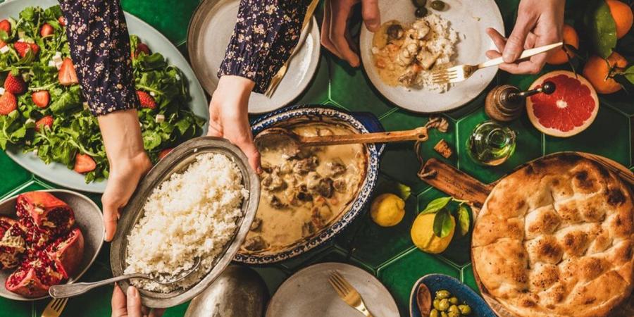 كيف تتجنب التخمة في أول أيام عيد الأضحى؟