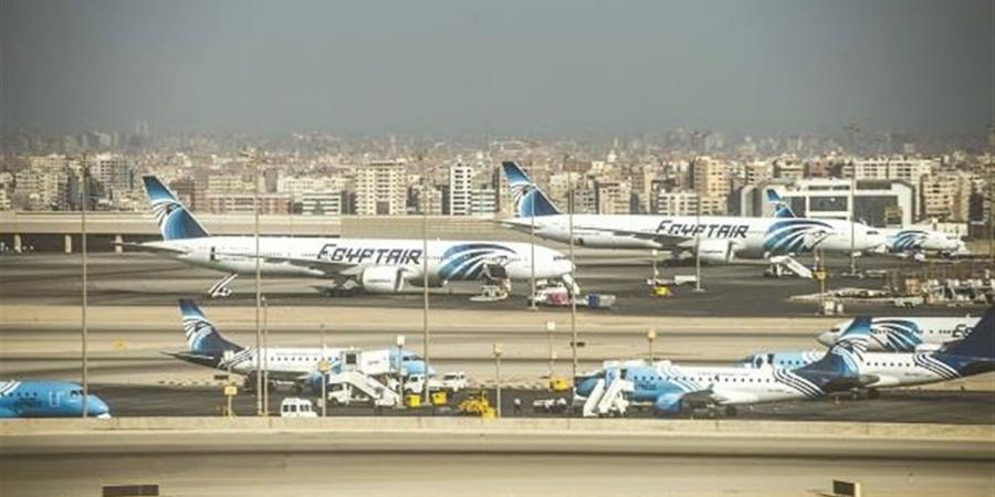 بالورود والشوكولاتة.. المطارات المصرية تتزين للاحتفال بعيد الأضحى المبارك